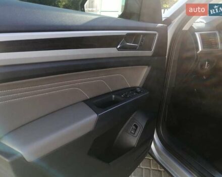 Сірий Фольксваген Atlas, об'ємом двигуна 3.6 л та пробігом 37 тис. км за 32777 $, фото 26 на Automoto.ua