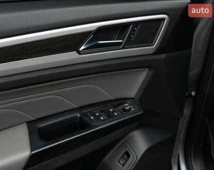 Серый Фольксваген Atlas, объемом двигателя 3.6 л и пробегом 136 тыс. км за 25999 $, фото 42 на Automoto.ua