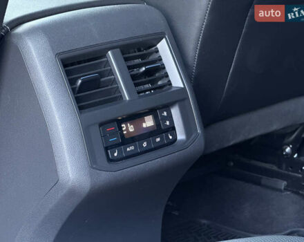 Серый Фольксваген Atlas, объемом двигателя 3.6 л и пробегом 59 тыс. км за 32999 $, фото 52 на Automoto.ua