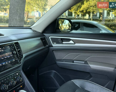 Серый Фольксваген Atlas, объемом двигателя 3.6 л и пробегом 59 тыс. км за 32999 $, фото 28 на Automoto.ua