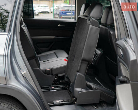 Серый Фольксваген Atlas, объемом двигателя 3.6 л и пробегом 136 тыс. км за 25999 $, фото 59 на Automoto.ua