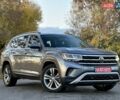 Серый Фольксваген Atlas, объемом двигателя 3.6 л и пробегом 165 тыс. км за 29500 $, фото 1 на Automoto.ua