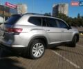 Сірий Фольксваген Atlas, об'ємом двигуна 3.6 л та пробігом 37 тис. км за 32777 $, фото 4 на Automoto.ua
