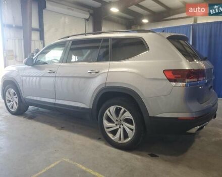 Серый Фольксваген Atlas, объемом двигателя 3.6 л и пробегом 139 тыс. км за 6400 $, фото 1 на Automoto.ua