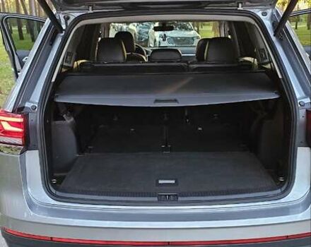 Серый Фольксваген Atlas, объемом двигателя 3.6 л и пробегом 50 тыс. км за 35000 $, фото 17 на Automoto.ua