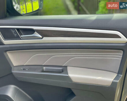 Серый Фольксваген Atlas, объемом двигателя 1.98 л и пробегом 121 тыс. км за 26000 $, фото 21 на Automoto.ua