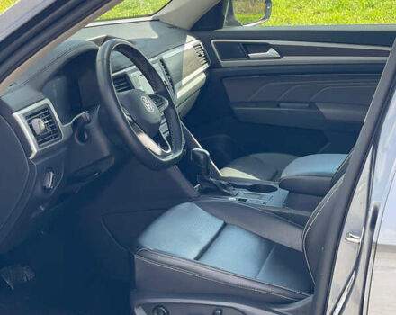 Серый Фольксваген Atlas, объемом двигателя 1.98 л и пробегом 121 тыс. км за 26000 $, фото 24 на Automoto.ua