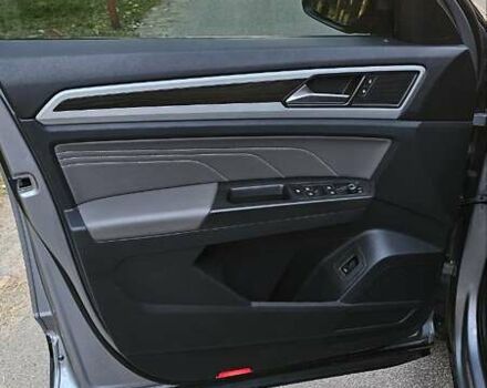 Серый Фольксваген Atlas, объемом двигателя 3.6 л и пробегом 50 тыс. км за 35000 $, фото 13 на Automoto.ua