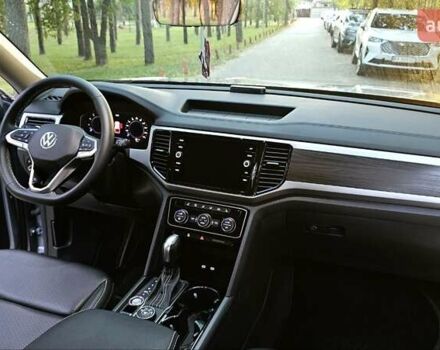 Серый Фольксваген Atlas, объемом двигателя 3.6 л и пробегом 50 тыс. км за 35000 $, фото 32 на Automoto.ua