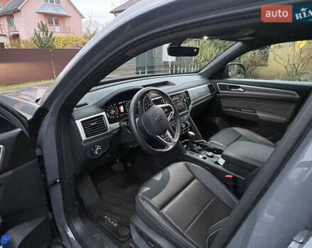 Сірий Фольксваген Atlas, об'ємом двигуна 1.98 л та пробігом 21 тис. км за 35000 $, фото 6 на Automoto.ua