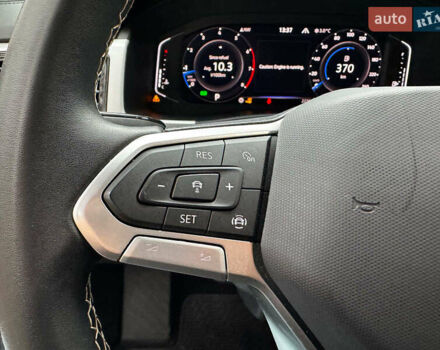 Серый Фольксваген Atlas, объемом двигателя 2 л и пробегом 23 тыс. км за 35590 $, фото 18 на Automoto.ua