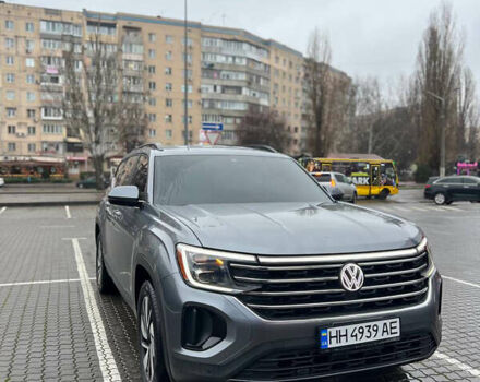 Серый Фольксваген Atlas, объемом двигателя 1.98 л и пробегом 60 тыс. км за 40000 $, фото 2 на Automoto.ua