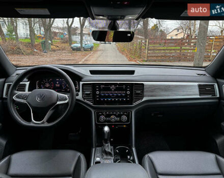 Серый Фольксваген Atlas, объемом двигателя 2 л и пробегом 23 тыс. км за 35590 $, фото 29 на Automoto.ua