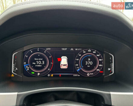 Серый Фольксваген Atlas, объемом двигателя 2 л и пробегом 23 тыс. км за 35590 $, фото 17 на Automoto.ua