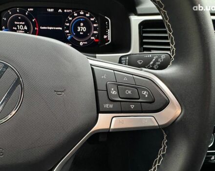 Серый Фольксваген Atlas, объемом двигателя 2 л и пробегом 23 тыс. км за 35590 $, фото 19 на Automoto.ua