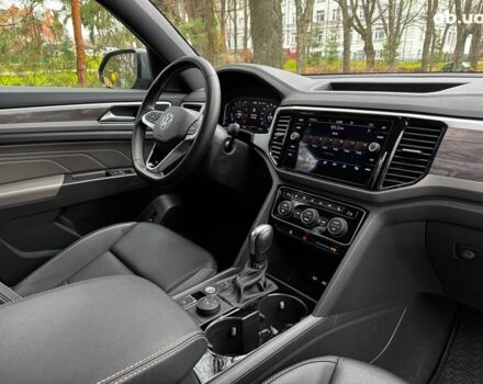 Серый Фольксваген Atlas, объемом двигателя 2 л и пробегом 23 тыс. км за 35590 $, фото 35 на Automoto.ua