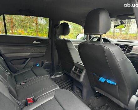 Серый Фольксваген Atlas, объемом двигателя 2 л и пробегом 23 тыс. км за 35590 $, фото 31 на Automoto.ua