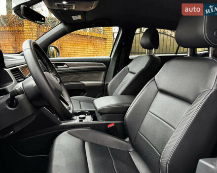 Серый Фольксваген Atlas, объемом двигателя 2 л и пробегом 23 тыс. км за 35590 $, фото 26 на Automoto.ua