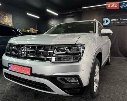 Фольксваген Atlas 2018 в Львове на Automoto.ua Серый Фольксваген Atlas, объемом двигателя 3.6 л и пробегом 176 тыс. км за 22500 $, фото 1 на Automoto.ua