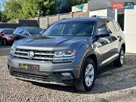 Сірий Фольксваген Atlas, об'ємом двигуна 3.6 л та пробігом 247 тис. км за 21000 $, фото 1 на Automoto.ua