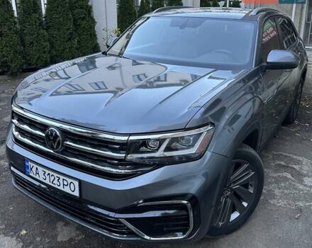 Серый Фольксваген Atlas, объемом двигателя 1.98 л и пробегом 95 тыс. км за 25300 $, фото 1 на Automoto.ua