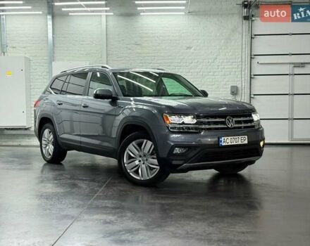 Фольксваген Atlas 2019 в Луцке на Automoto.ua Серый Фольксваген Atlas, объемом двигателя 3.6 л и пробегом 59 тыс. км за 25700 $, фото 1 на Automoto.ua
