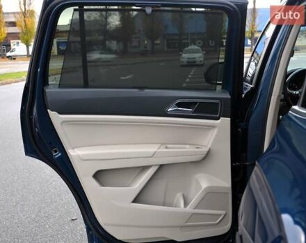 Синий Фольксваген Atlas, объемом двигателя 3.6 л и пробегом 173 тыс. км за 19500 $, фото 26 на Automoto.ua