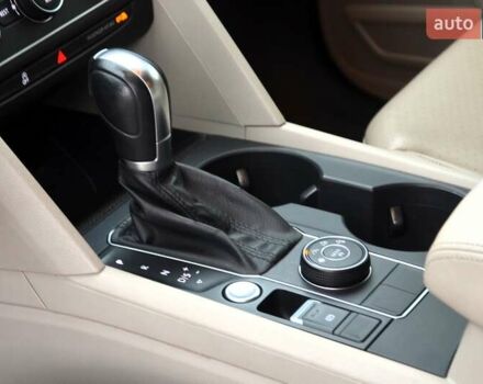 Синий Фольксваген Atlas, объемом двигателя 3.6 л и пробегом 173 тыс. км за 19500 $, фото 24 на Automoto.ua