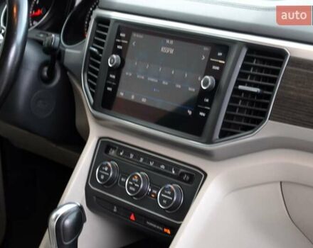 Синий Фольксваген Atlas, объемом двигателя 3.6 л и пробегом 173 тыс. км за 19500 $, фото 37 на Automoto.ua