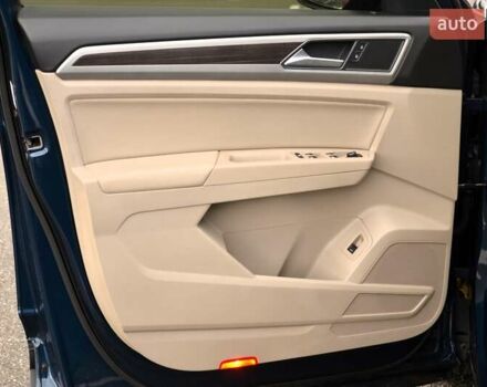 Синий Фольксваген Atlas, объемом двигателя 3.6 л и пробегом 173 тыс. км за 19500 $, фото 19 на Automoto.ua