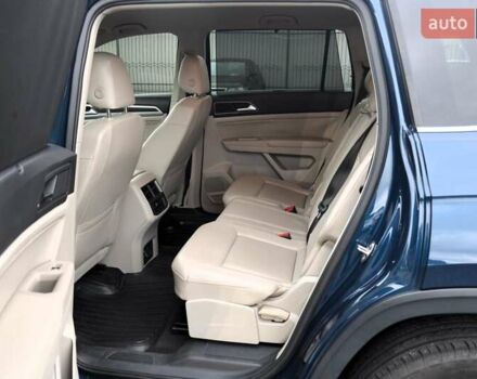 Синий Фольксваген Atlas, объемом двигателя 3.6 л и пробегом 173 тыс. км за 19500 $, фото 27 на Automoto.ua