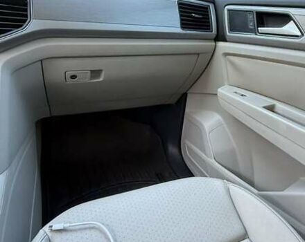 Синий Фольксваген Atlas, объемом двигателя 3.6 л и пробегом 241 тыс. км за 19400 $, фото 19 на Automoto.ua