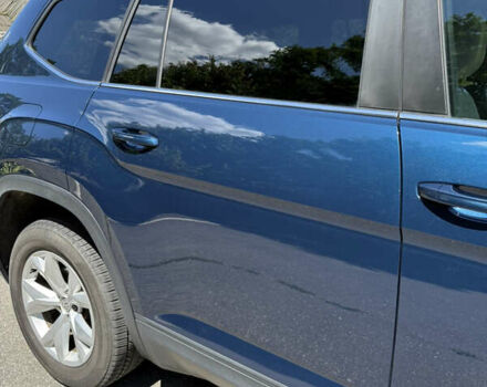 Синий Фольксваген Atlas, объемом двигателя 2 л и пробегом 96 тыс. км за 20900 $, фото 6 на Automoto.ua