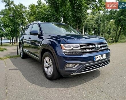 Синий Фольксваген Atlas, объемом двигателя 3.6 л и пробегом 131 тыс. км за 18990 $, фото 2 на Automoto.ua