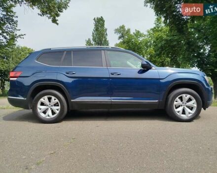 Синий Фольксваген Atlas, объемом двигателя 3.6 л и пробегом 131 тыс. км за 18990 $, фото 3 на Automoto.ua