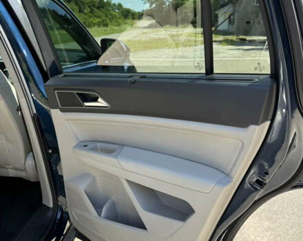 Синий Фольксваген Atlas, объемом двигателя 2 л и пробегом 96 тыс. км за 20900 $, фото 35 на Automoto.ua