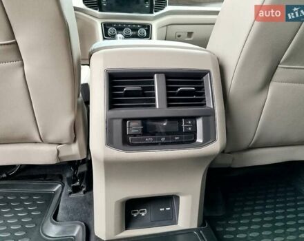 Синий Фольксваген Atlas, объемом двигателя 3.6 л и пробегом 131 тыс. км за 18990 $, фото 16 на Automoto.ua