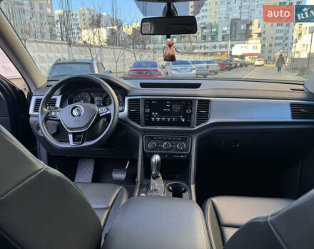 Синий Фольксваген Atlas, объемом двигателя 3.6 л и пробегом 65 тыс. км за 22800 $, фото 5 на Automoto.ua