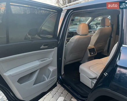 Синій Фольксваген Atlas, об'ємом двигуна 3.6 л та пробігом 93 тис. км за 25500 $, фото 19 на Automoto.ua