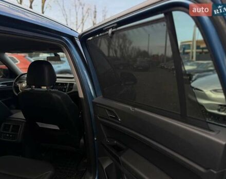 Синий Фольксваген Atlas, объемом двигателя 3.6 л и пробегом 136 тыс. км за 25000 $, фото 21 на Automoto.ua