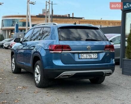 Синий Фольксваген Atlas, объемом двигателя 3.6 л и пробегом 136 тыс. км за 25000 $, фото 2 на Automoto.ua