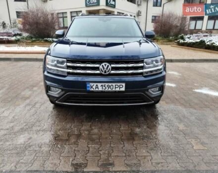 Синий Фольксваген Atlas, объемом двигателя 3.6 л и пробегом 75 тыс. км за 28500 $, фото 2 на Automoto.ua