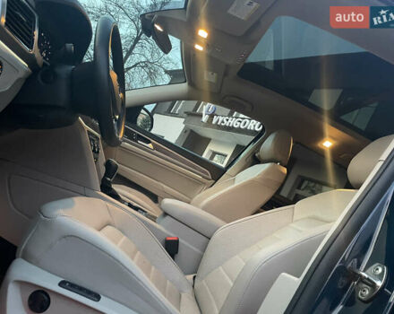 Синій Фольксваген Atlas, об'ємом двигуна 3.6 л та пробігом 93 тис. км за 25500 $, фото 22 на Automoto.ua