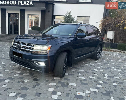 Синій Фольксваген Atlas, об'ємом двигуна 3.6 л та пробігом 93 тис. км за 25500 $, фото 7 на Automoto.ua
