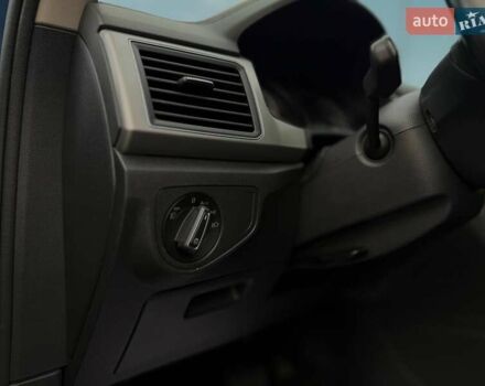 Синий Фольксваген Atlas, объемом двигателя 3.6 л и пробегом 136 тыс. км за 25000 $, фото 10 на Automoto.ua