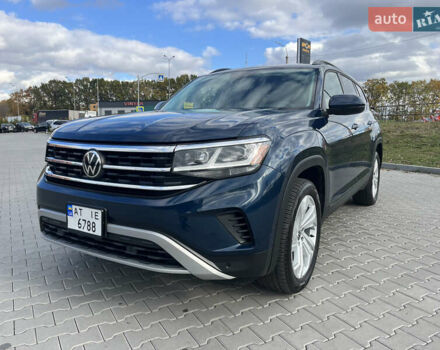 Синий Фольксваген Atlas, объемом двигателя 3.6 л и пробегом 108 тыс. км за 32500 $, фото 2 на Automoto.ua