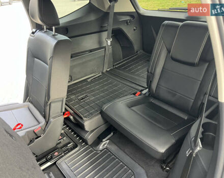 Синий Фольксваген Atlas, объемом двигателя 3.6 л и пробегом 108 тыс. км за 32500 $, фото 23 на Automoto.ua