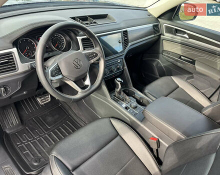Синий Фольксваген Atlas, объемом двигателя 3.6 л и пробегом 108 тыс. км за 32500 $, фото 19 на Automoto.ua