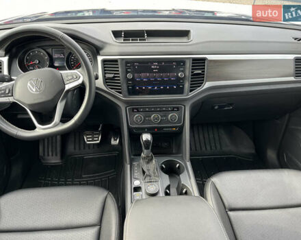 Синий Фольксваген Atlas, объемом двигателя 3.6 л и пробегом 108 тыс. км за 32500 $, фото 32 на Automoto.ua