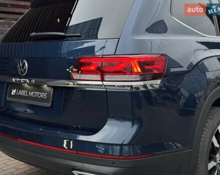 Синий Фольксваген Atlas, объемом двигателя 1.98 л и пробегом 9 тыс. км за 32900 $, фото 7 на Automoto.ua